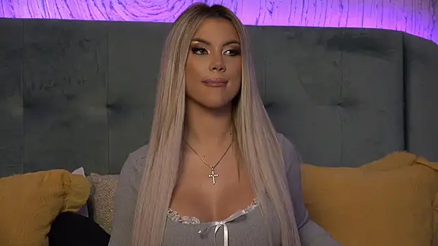 IvyRubens online show from 12-20-24, 12:05