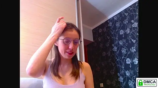 Sophi Cute online show from 04-05-26, 12:46