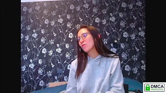 Sophi Cute online show from 04-19-26, 10:25
