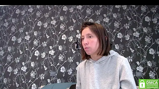 Snapshot of Sophi_Cute chatting on 07-09-26, 11:25 Sophi Cute online show from 07-09-26, 11:25