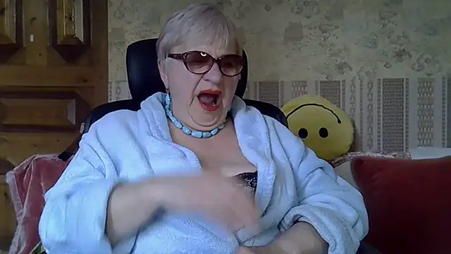 SweetCherry27 online show from 05-01-26, 04:11