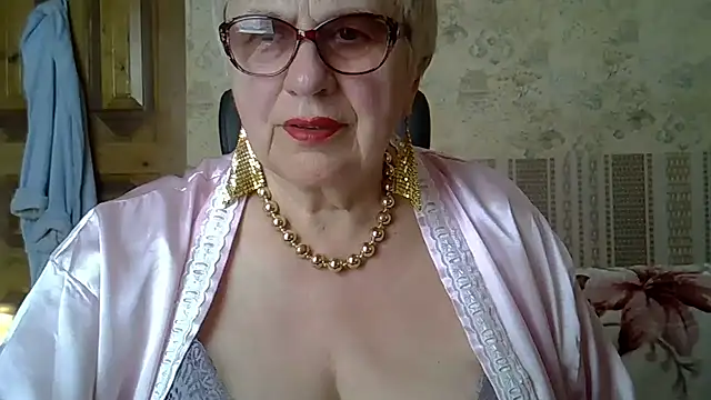 SweetCherry27 online show from 05-06-26, 02:44
