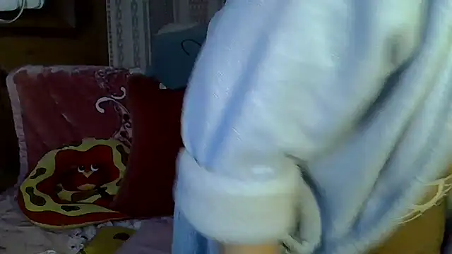 SweetCherry27 online show from 05-07-26, 04:23