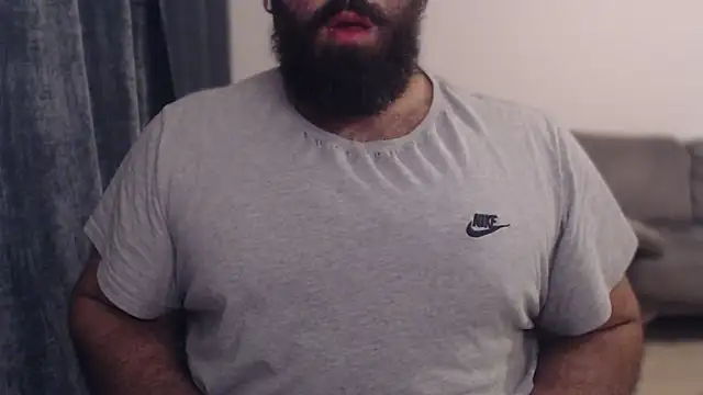 hugemachohandsome online show from 09-11-25, 08:42