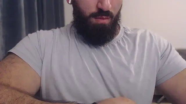 hugemachohandsome online show from 10-06-25, 09:01