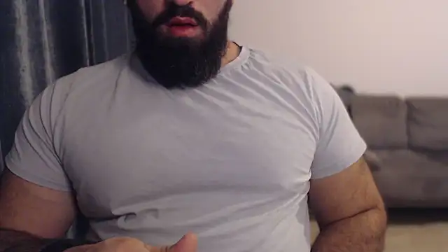 hugemachohandsome online show from 10-21-25, 09:37