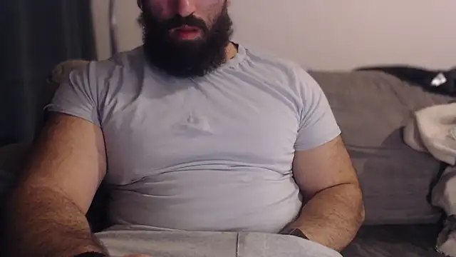 hugemachohandsome online show from 12-19-25, 09:55