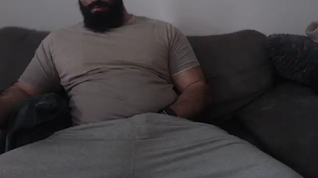 hugemachohandsome online show from 05-08-26, 05:24
