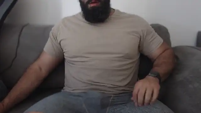 hugemachohandsome online show from 06-30-26, 06:47