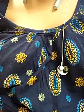 Sophiaboudi online show from 02-17-25, 05:53