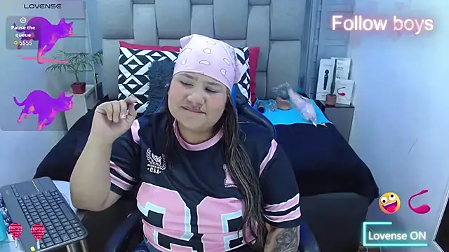 evelin zaens online show from 12-20-25, 05:25