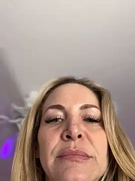 MessyNastyQueen online show from 12-12-24, 05:15