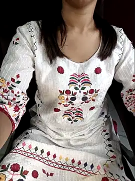 Snapshot of Aditi_1 chatting on 06-23-26, 03:59 Aditi 1 online show from 06-23-26, 03:59