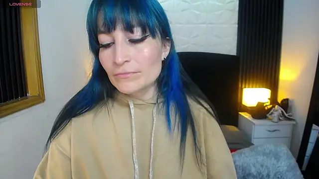 alicia moom online show from 12-12-24, 06:53