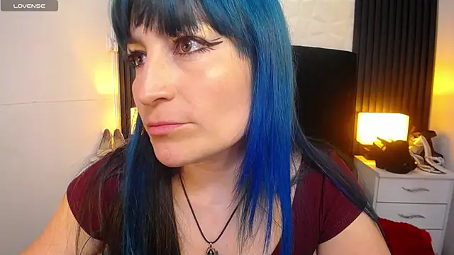 alicia moom online show from 12-17-24, 06:20