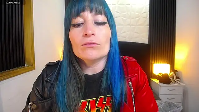 alicia moom online show from 12-19-24, 08:34