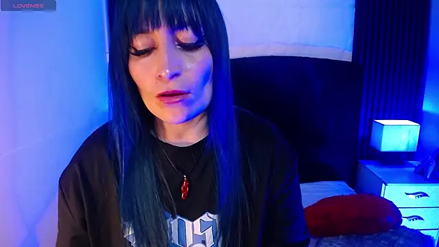 alicia moom online show from 11-13-25, 07:46