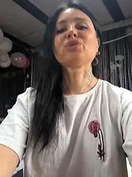 KikiXRed online show from 03-20-26, 10:31