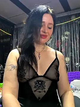 KikiXRed online show from 05-03-26, 03:23