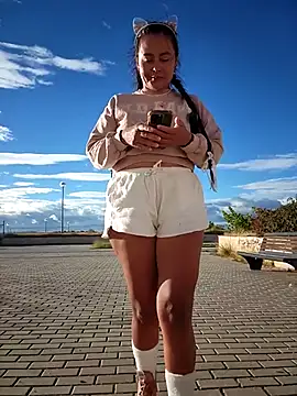 bellapaty online show from 10-23-25, 08:02