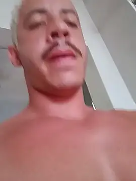 MachoScorpionCaralho online show from 01-04-25, 05:37