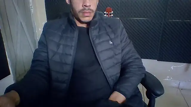 MachoScorpionCaralho online show from 07-10-26, 01:47