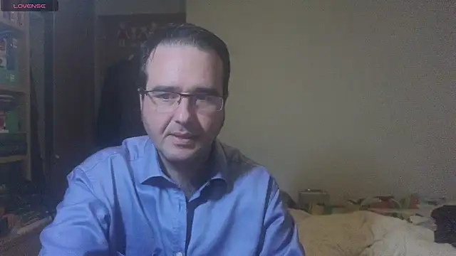 Snapshot of curiosillo83 chatting on 01-30-25, 03:51 curiosillo83 online show from 01-30-25, 03:51