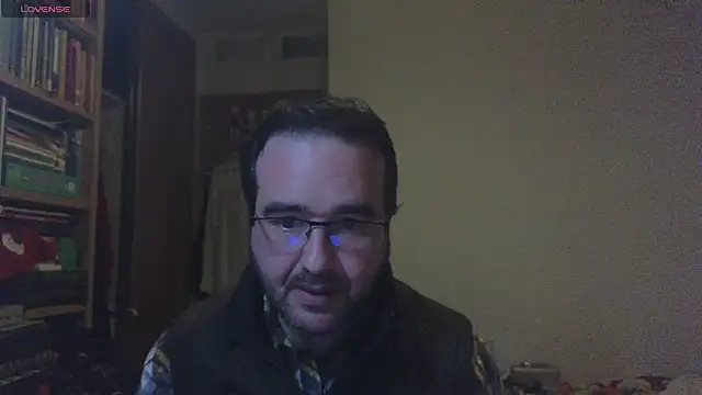 Snapshot of curiosillo83 chatting on 02-07-25, 03:08 curiosillo83 online show from 02-07-25, 03:08