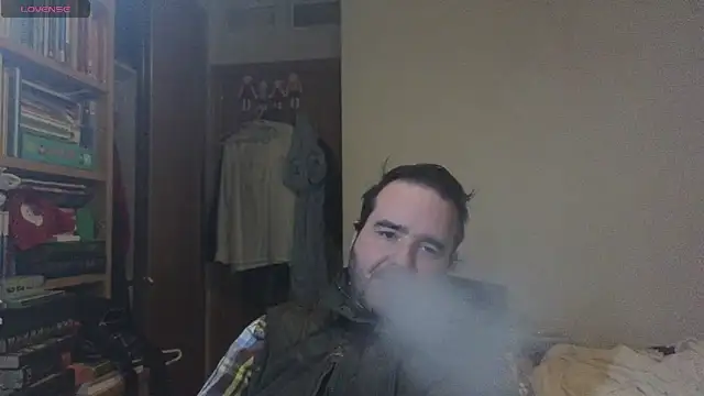 Snapshot of curiosillo83 chatting on 02-09-25, 12:19 curiosillo83 online show from 02-09-25, 12:19