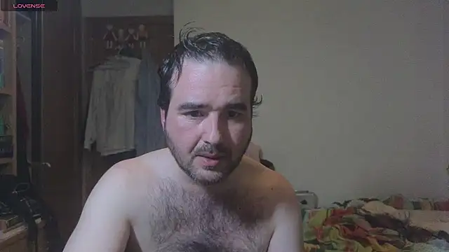 Snapshot of curiosillo83 chatting on 02-10-25, 04:30 curiosillo83 online show from 02-10-25, 04:30