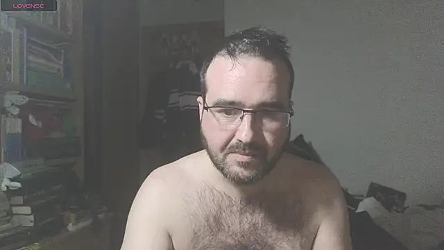 Snapshot of curiosillo83 chatting on 02-19-25, 01:29 curiosillo83 online show from 02-19-25, 01:29