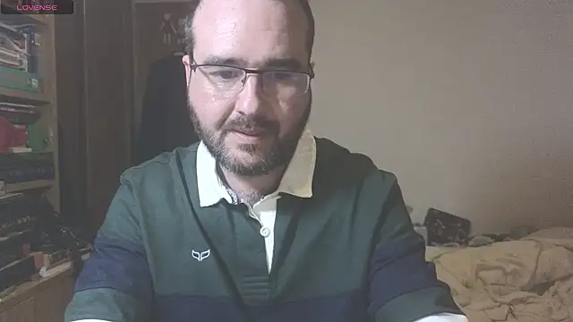 Snapshot of curiosillo83 chatting on 02-19-25, 06:21 curiosillo83 online show from 02-19-25, 06:21