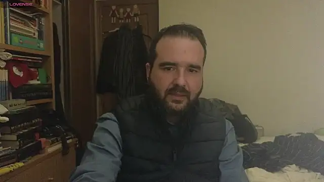 Snapshot of curiosillo83 chatting on 02-26-25, 10:42 curiosillo83 online show from 02-26-25, 10:42