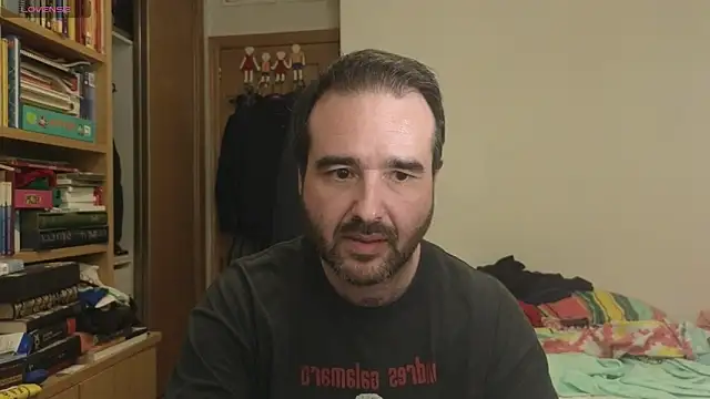 Snapshot of curiosillo83 chatting on 09-29-25, 04:34 curiosillo83 online show from 09-29-25, 04:34