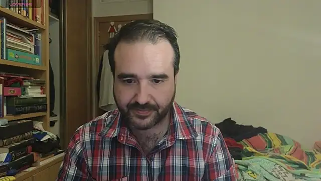 Snapshot of curiosillo83 chatting on 10-01-25, 02:23 curiosillo83 online show from 10-01-25, 02:23