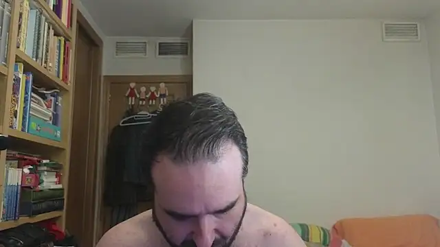 curiosillo83 online show from 06-16-26, 11:02