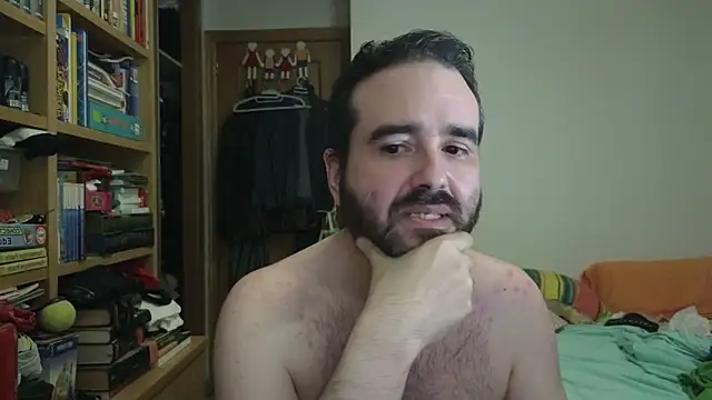 curiosillo83 online show from 06-20-26, 08:44