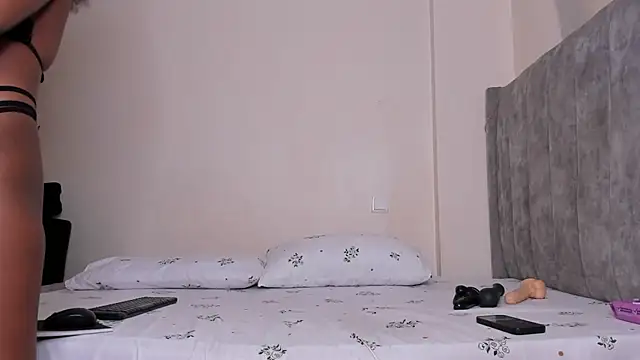 sexy ariah online show from 05-10-26, 05:56