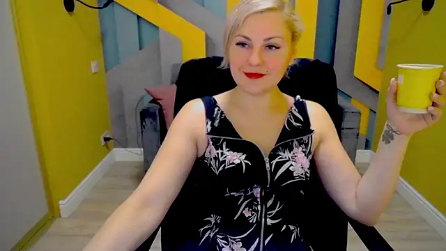 Candy Long online show from 12-03-24, 10:17
