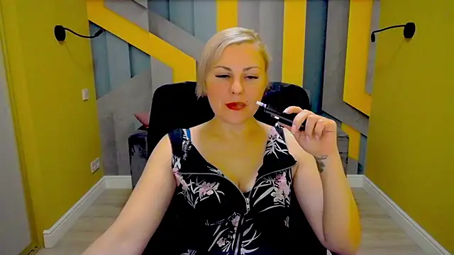 Candy Long online show from 12-03-24, 08:50