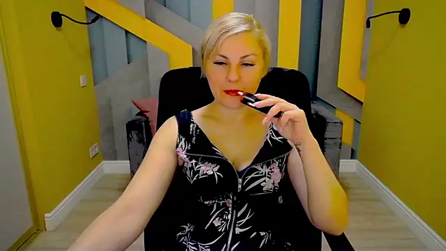 Candy Long online show from 12-03-24, 11:57