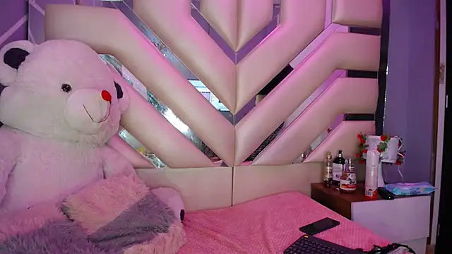 dalia corrs0 online show from 01-15-25, 02:27