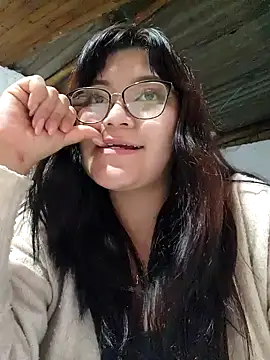 Sakura 0505 online show from 01-19-25, 11:00