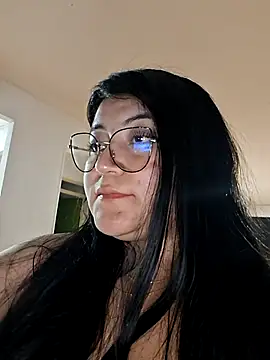 Sakura 0505 online show from 12-05-25, 03:37