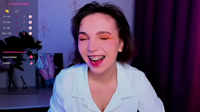 KindHazelHere  online show from 10-22-25, 10:15