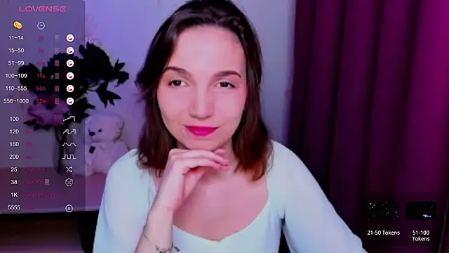KindHazelHere  online show from 05-07-26, 10:48
