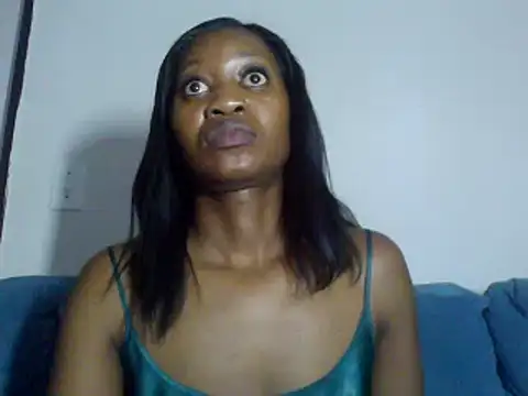 Snapshot of Hardnipples8 chatting on 12-12-24, 11:25 Hardnipples8 online show from 12-12-24, 11:25