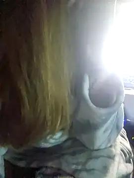 Crazylilredhead69 online show from 02-15-25, 12:11