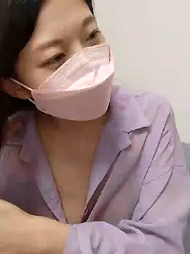 Lu Nana online show from 12-11-24, 05:59