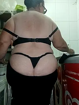 eroticjessitop online show from 06-12-26, 09:03